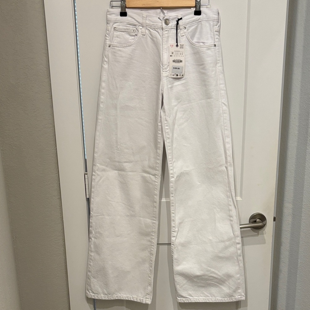 Zara Women's White Flare Jeans NWT
